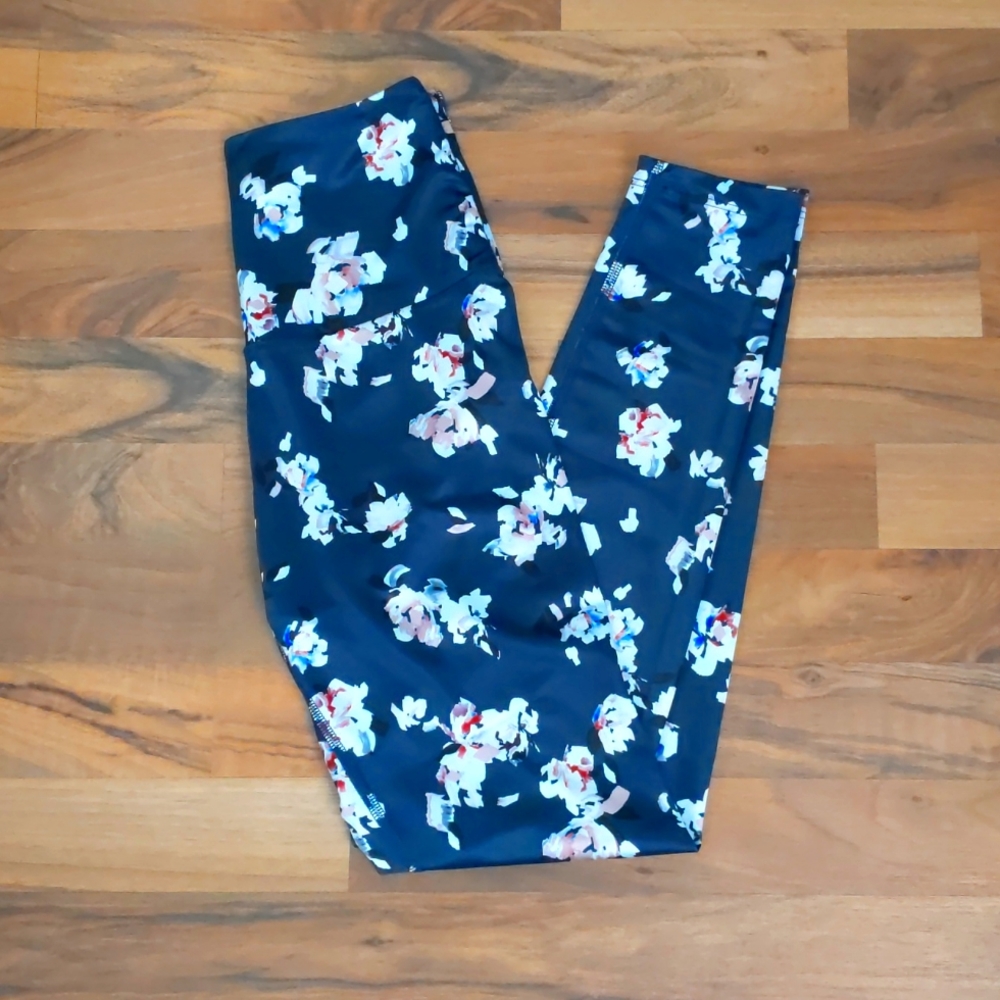 Beyond Yoga floral leggings
